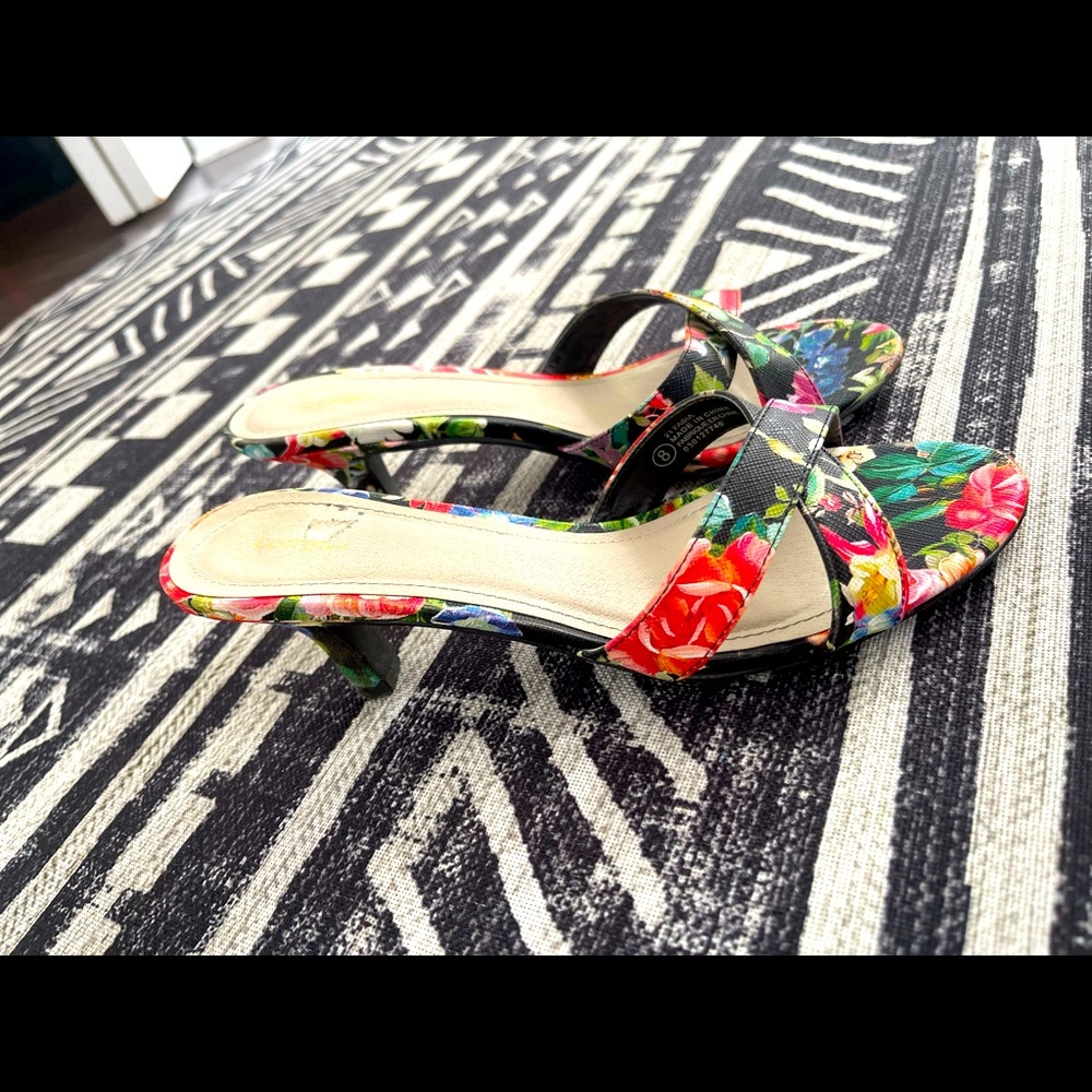 Summer kitten heel mules